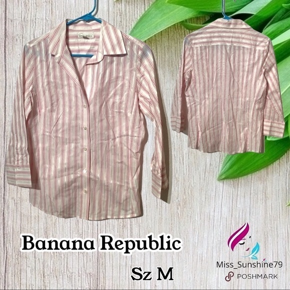 Banana Republic - Sz M - v neck button down shirt - Picture 1 of 4